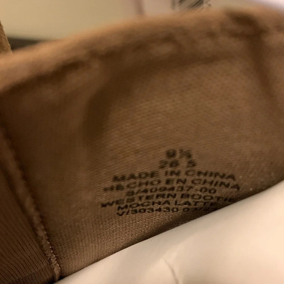 OLD NAVY Faux Suede Western Ankle Boots in Mocha Latte‎ - Picture 11 of 13